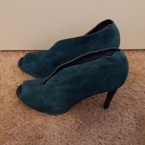 Womens size 10 high heels